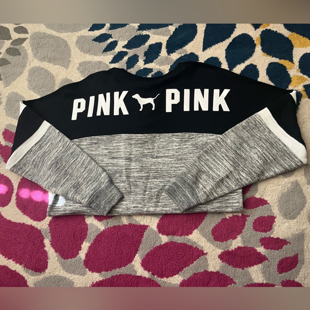 Pink sweater - Picture 2 of 3